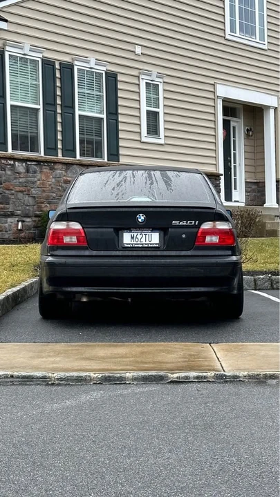 2001 BMW E39 540i - Image 2 of 4