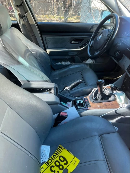 2001 BMW E39 540i - Image 3 of 4