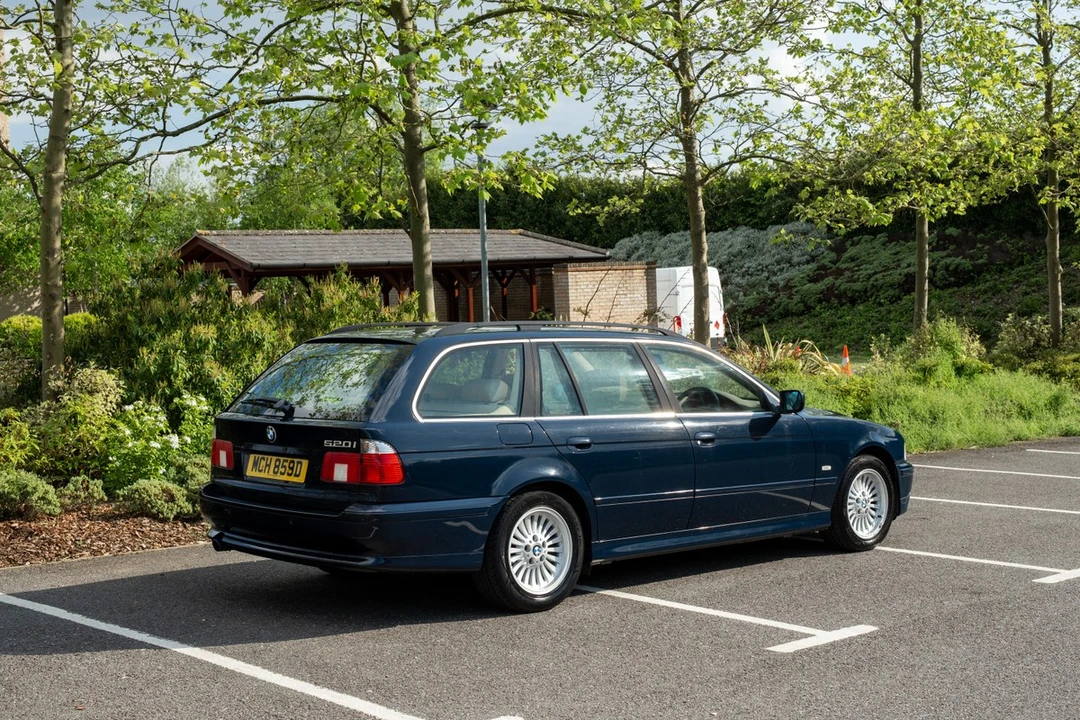 2001 BMW E39 5 Series - Image 10 of 30