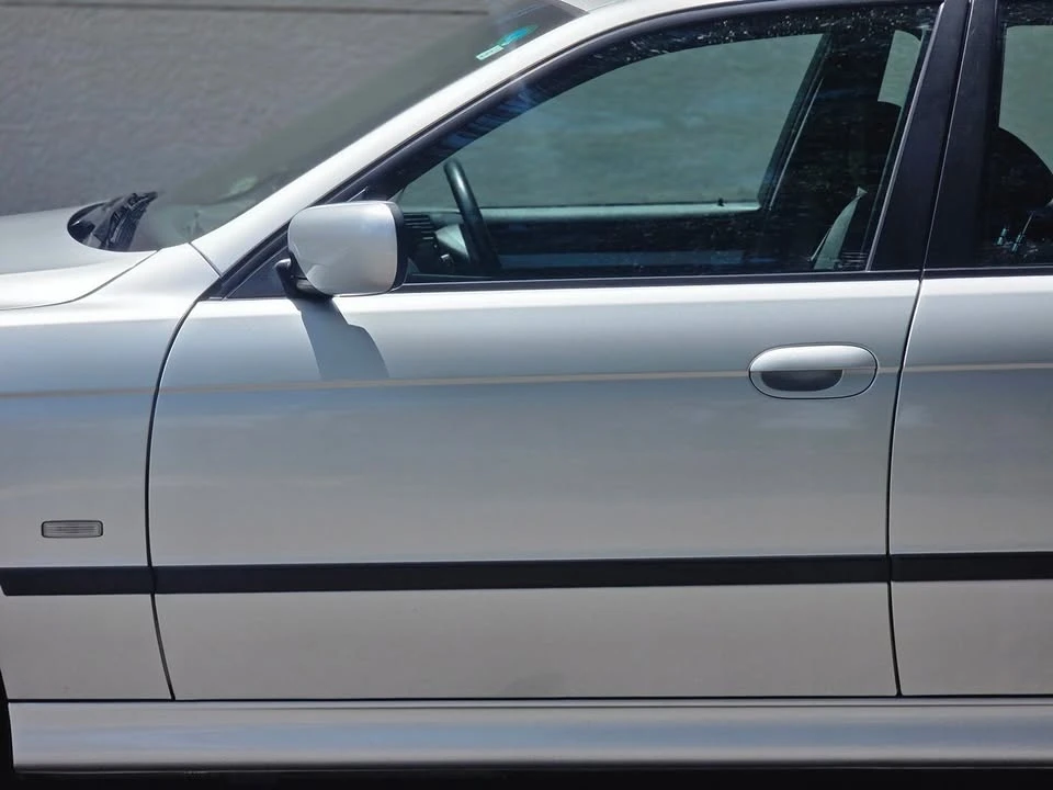 2001 BMW E39 5 Series - Image 10 of 20