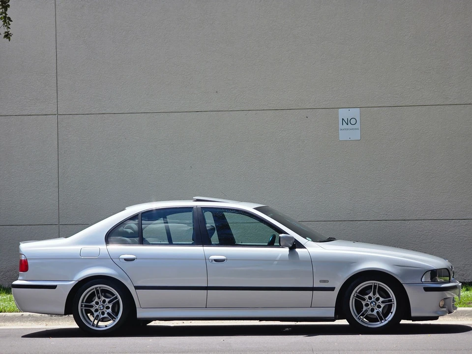 2001 BMW E39 5 Series - Image 3 of 31