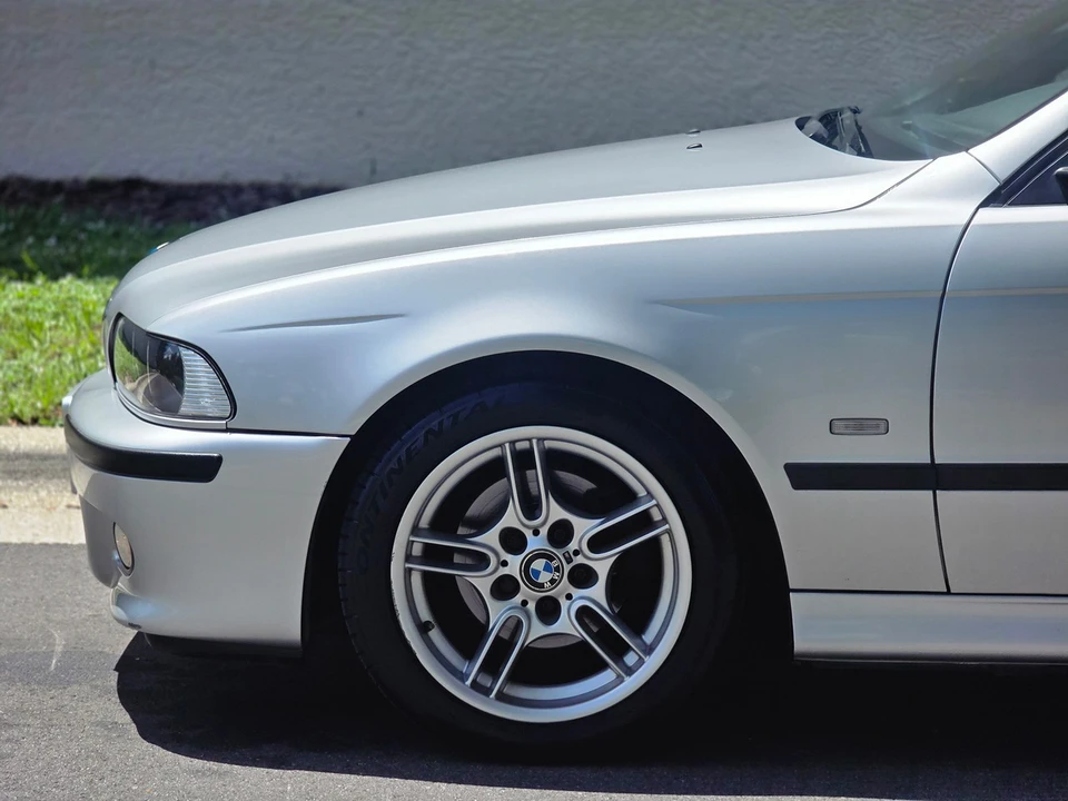 2001 BMW E39 5 Series - Image 9 of 31