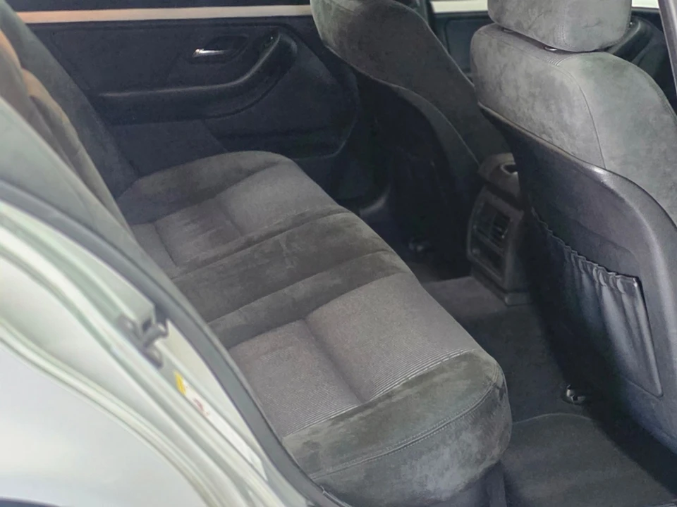 2001 BMW E39 5 Series - Image 29 of 31
