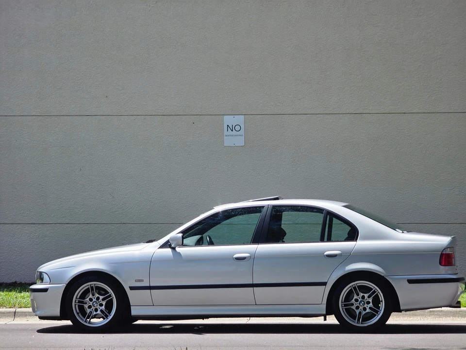2001 BMW E39 5 Series - Image 11 of 31