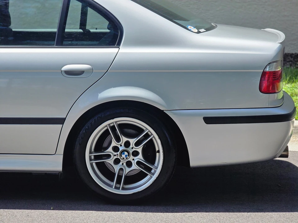 2001 BMW E39 5 Series - Image 10 of 31