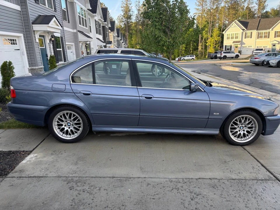 2001 BMW E39 5 Series - Image 2 of 22