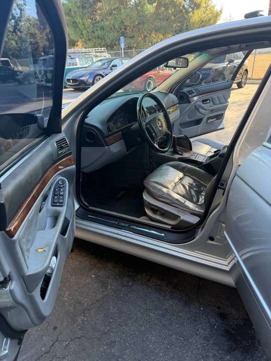 2001 BMW E39 5 Series - Image 11 of 15