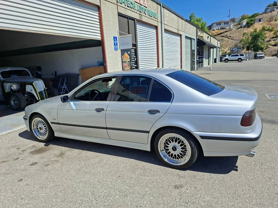 2001 BMW E39 5 Series - Image 2 of 9