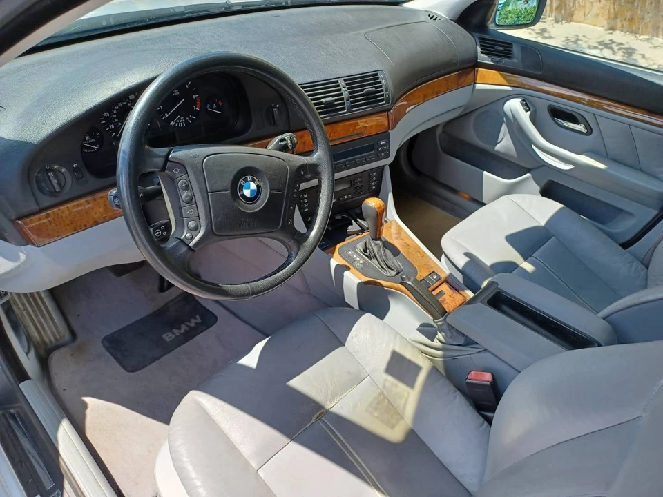 2001 BMW E39 5 Series - Image 9 of 11