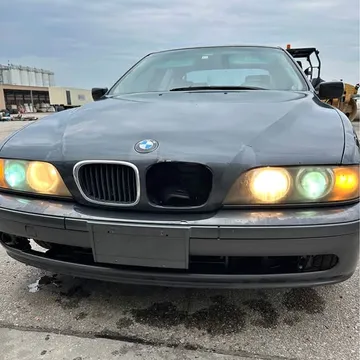 2001 BMW 525i