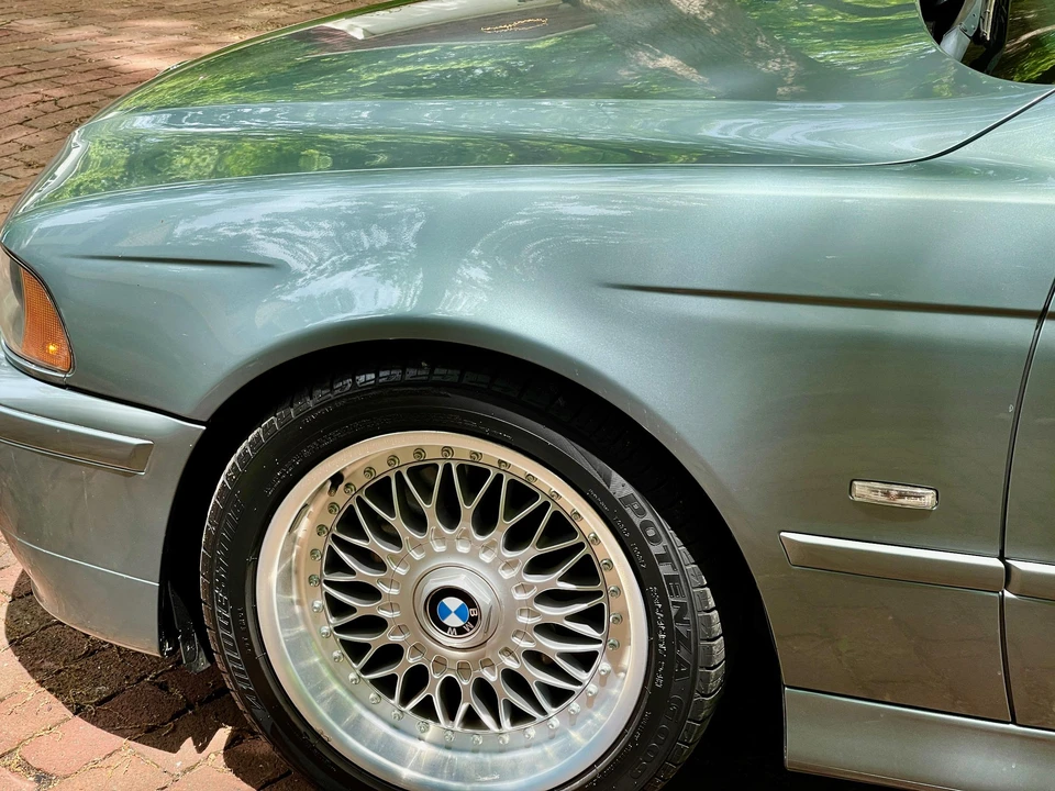 2001 BMW E39 5 Series - Image 19 of 31