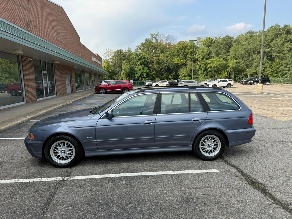2001 BMW E39 5 Series - Image 16 of 31