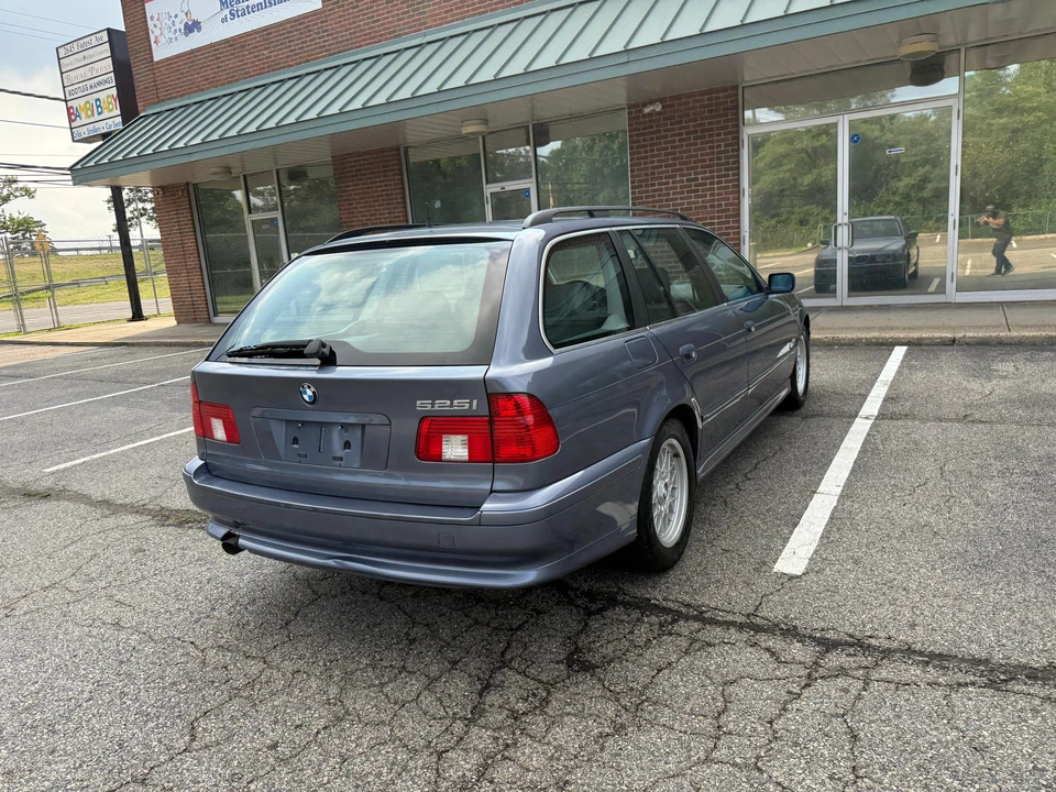 2001 BMW E39 5 Series - Image 27 of 31