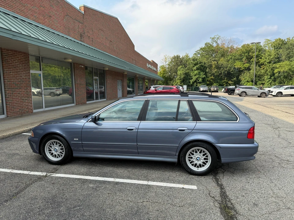 2001 BMW E39 5 Series - Image 17 of 31