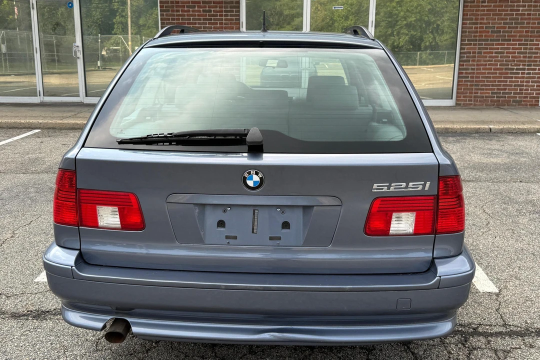 2001 BMW E39 5 Series - Image 5 of 31