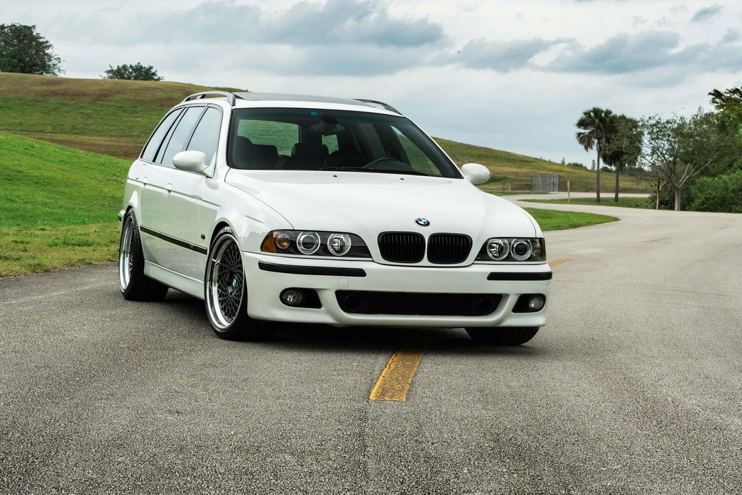 2001 BMW E39 5 Series - Image 25 of 31