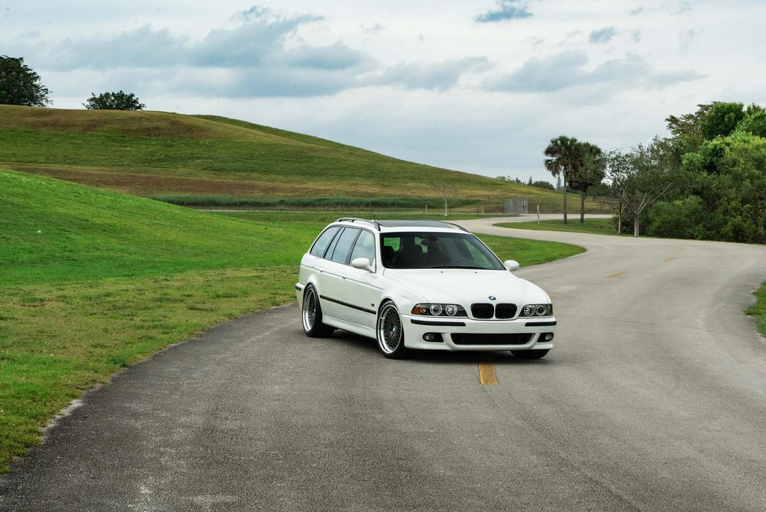 2001 BMW E39 5 Series - Image 22 of 31