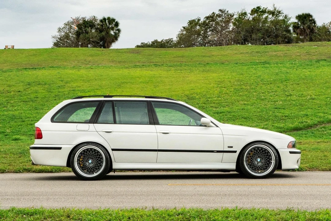 2001 BMW E39 5 Series - Image 3 of 31