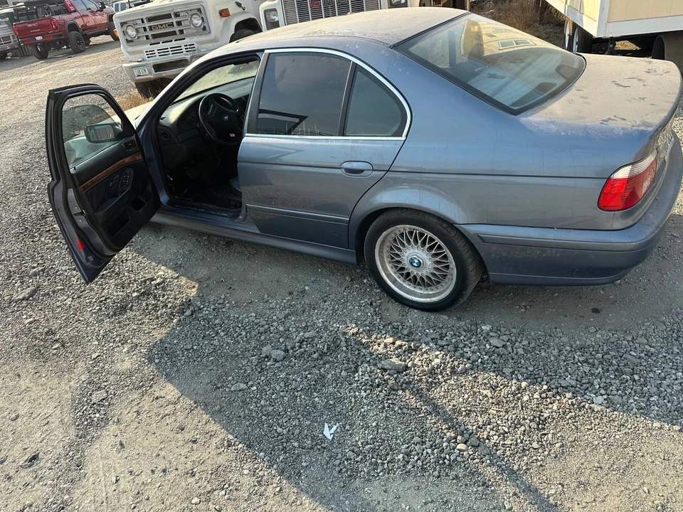 2001 BMW E39 5 Series - Image 2 of 9