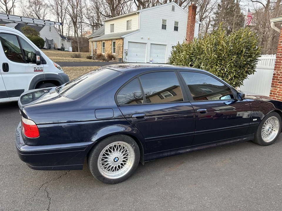 2001 BMW E39 5 Series - Image 2 of 16