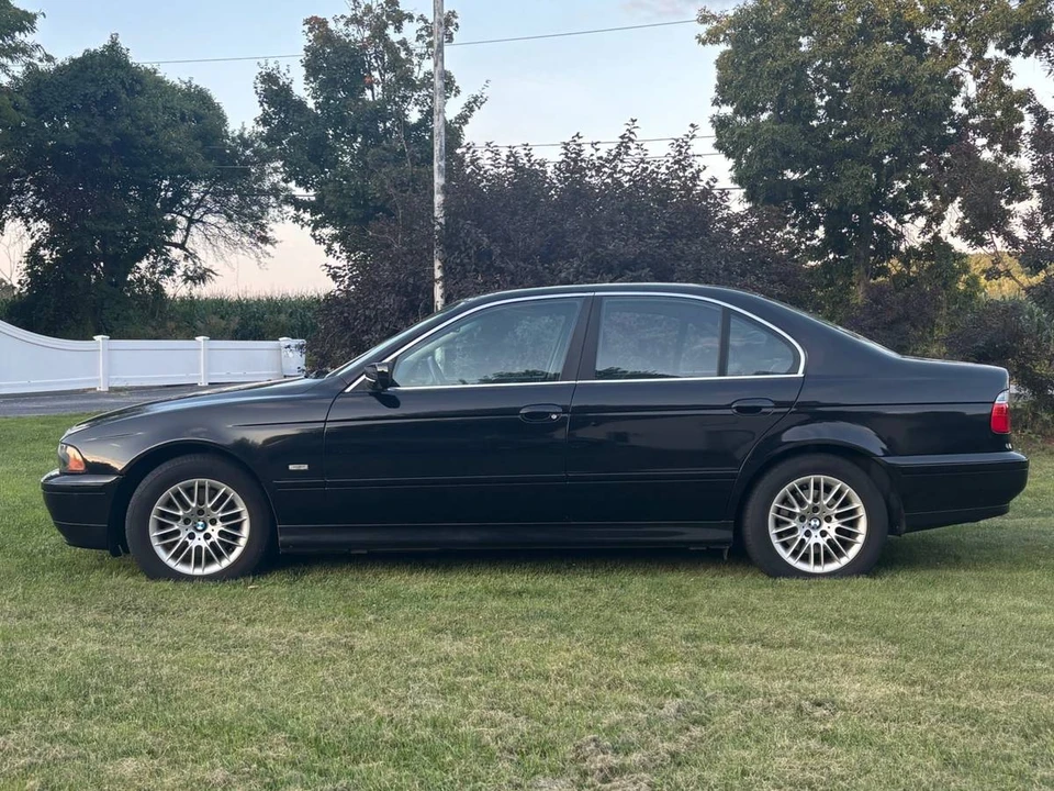 2001 BMW E39 5 Series - Image 2 of 10