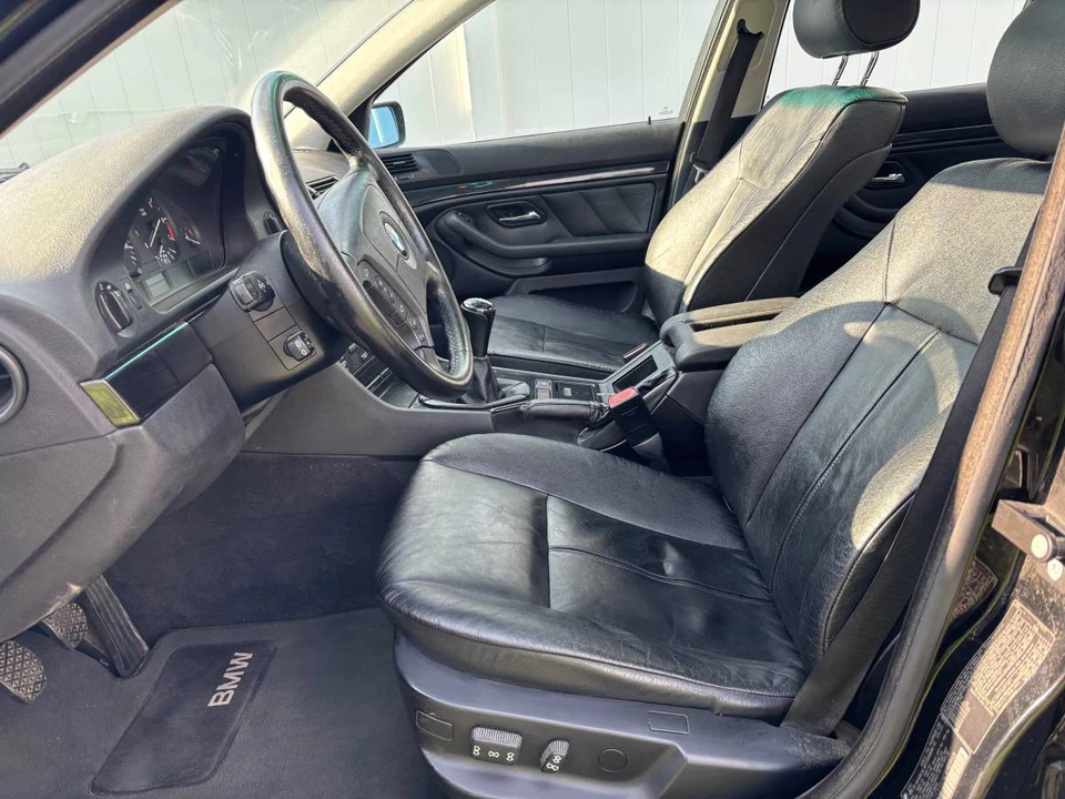 2001 BMW E39 5 Series - Image 4 of 10