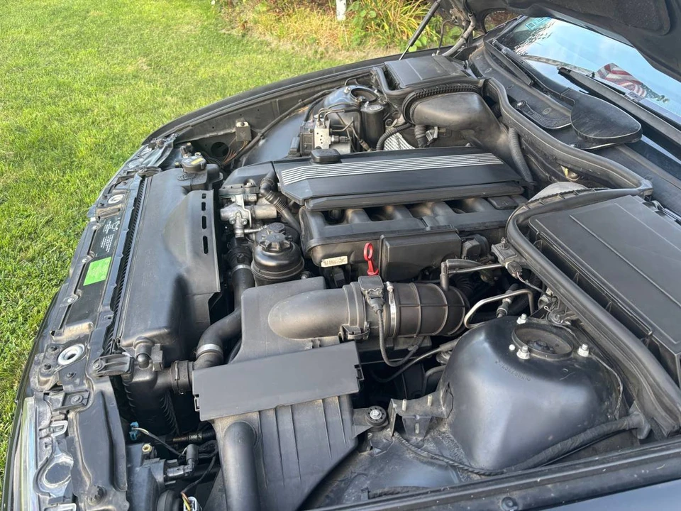 2001 BMW E39 5 Series - Image 8 of 10