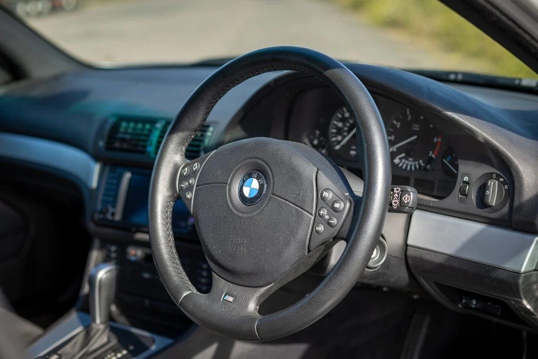 2001 BMW E39 5 Series - Image 16 of 30