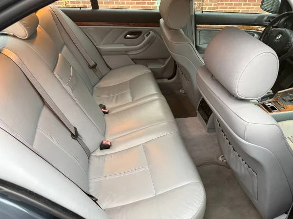 2001 BMW E39 5 Series - Image 10 of 17