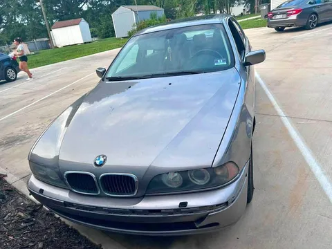2001 BMW 530i