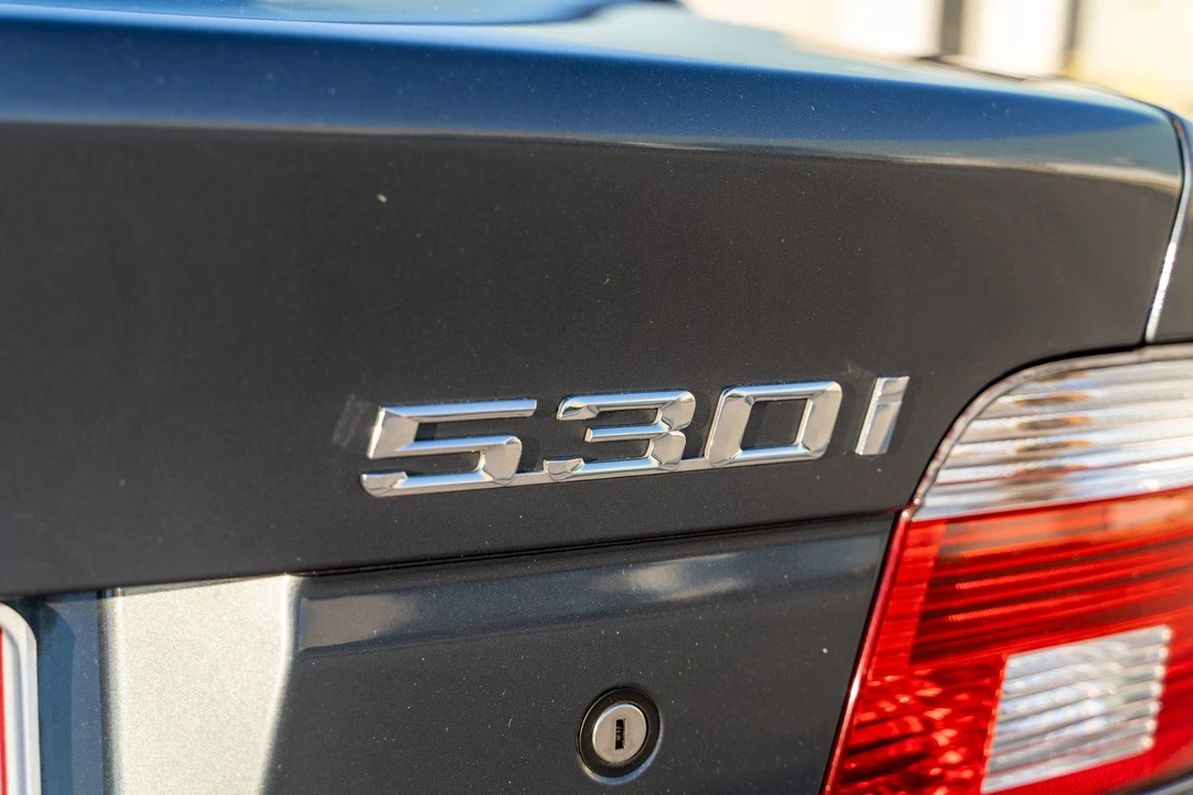 2001 BMW E39 5 Series - Image 28 of 31