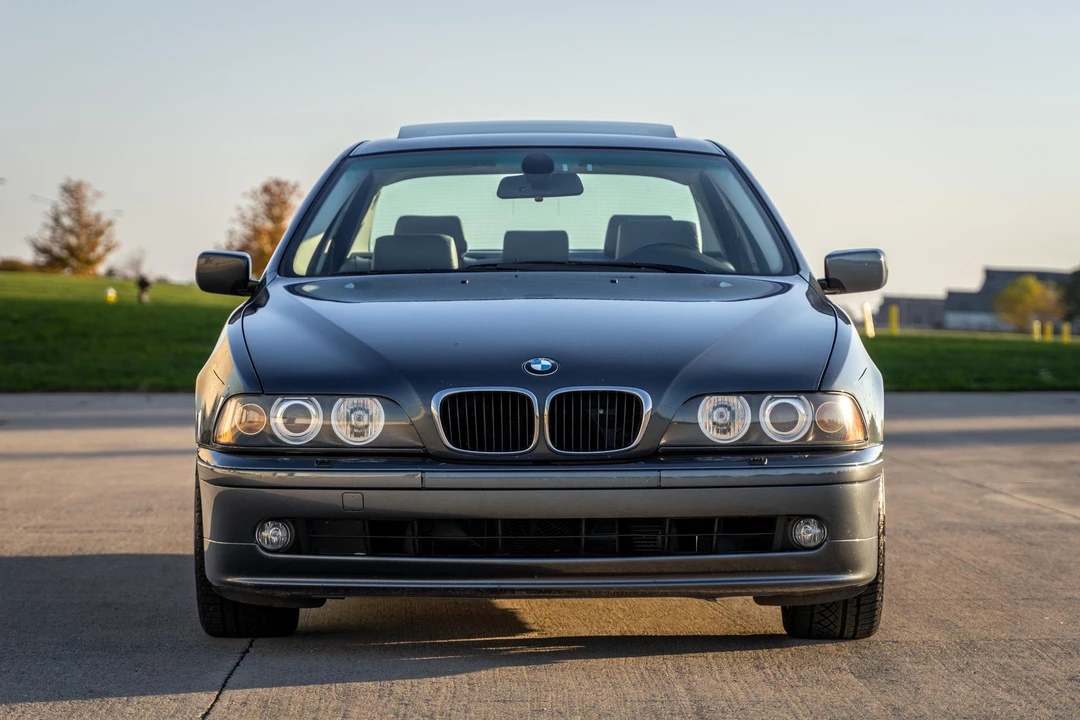 2001 BMW E39 5 Series - Image 2 of 31