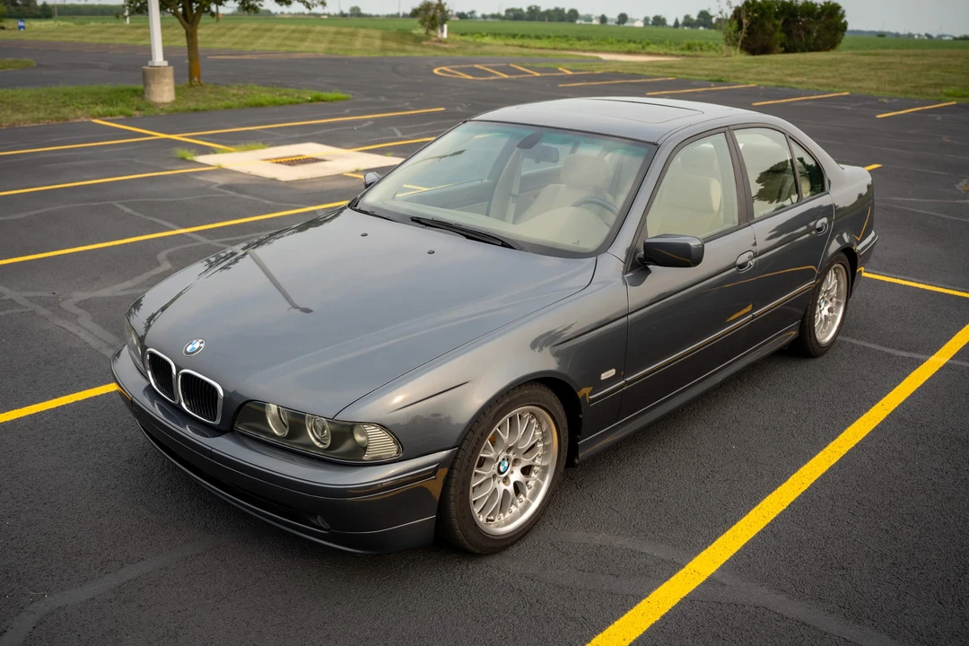 2001 BMW E39 5 Series - Image 2 of 31