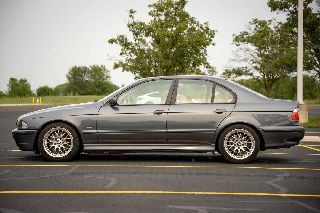 2001 BMW E39 5 Series - Image 12 of 31