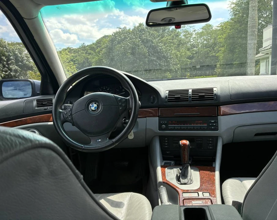 2001 BMW E39 5 Series - Image 4 of 6