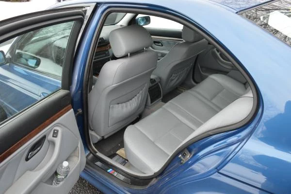 2001 BMW E39 540i - Image 12 of 21