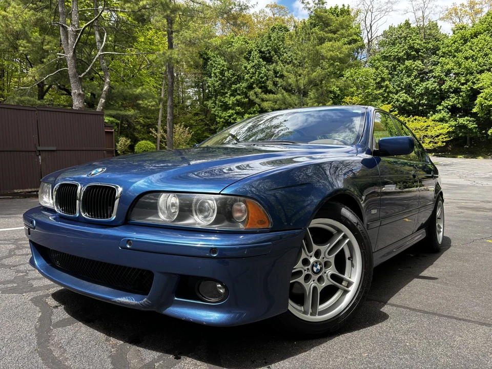 2001 BMW E39 540i - Image 2 of 31