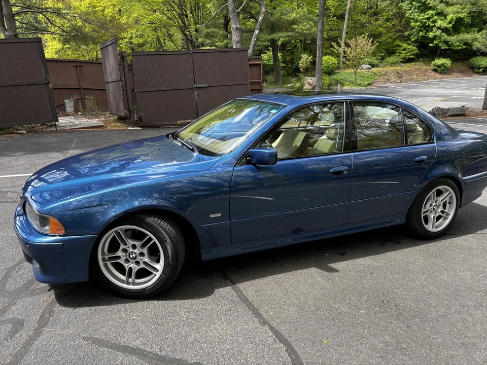 2001 BMW E39 540i - Image 6 of 31
