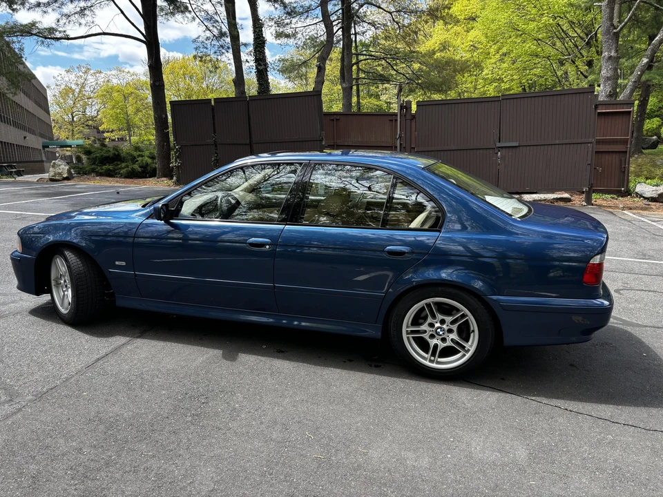 2001 BMW E39 540i - Image 13 of 31
