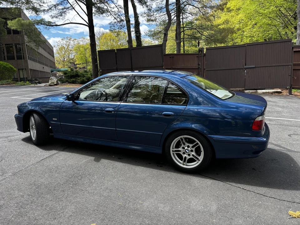2001 BMW E39 540i - Image 15 of 31