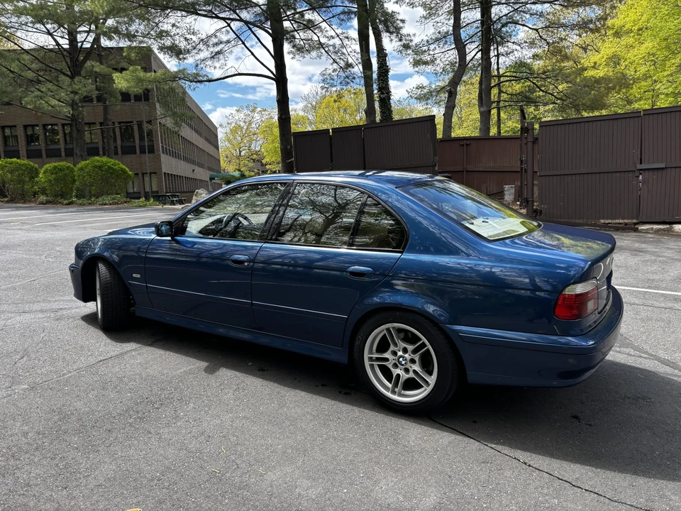 2001 BMW E39 540i - Image 16 of 31