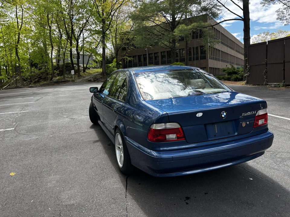 2001 BMW E39 540i - Image 22 of 31