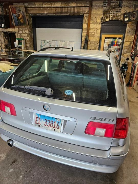 2001 BMW E39 540i - Image 5 of 17