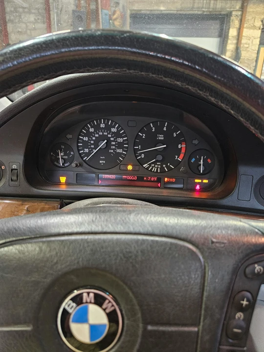 2001 BMW E39 540i - Image 4 of 17
