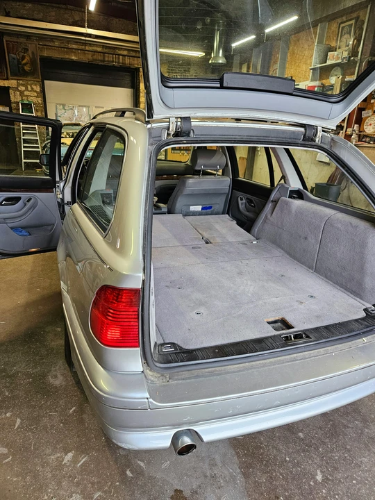 2001 BMW E39 540i - Image 8 of 17