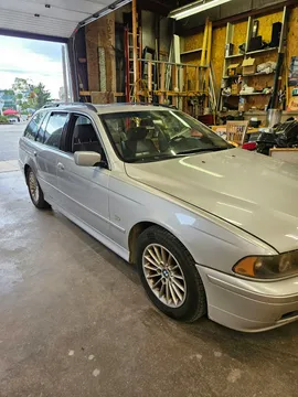 2001 BMW 540i Touring