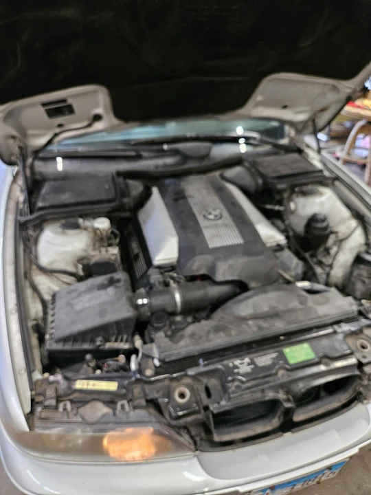 2001 BMW E39 540i - Image 3 of 17