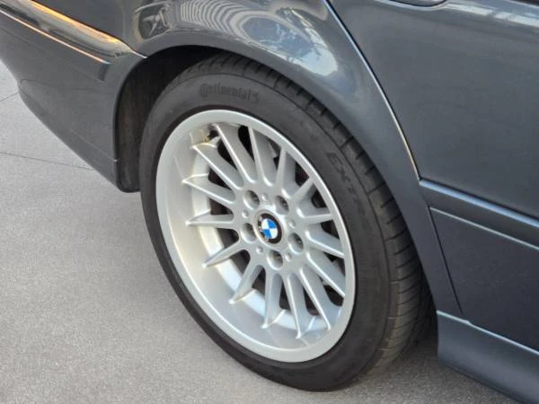 2001 BMW E39 540i - Image 13 of 21