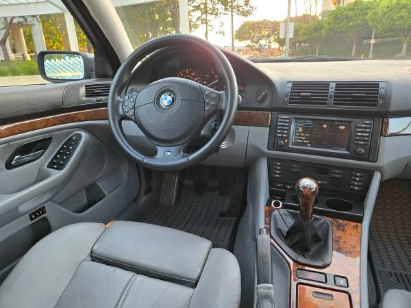 2001 BMW E39 540i - Image 8 of 21