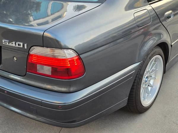 2001 BMW E39 540i - Image 14 of 21